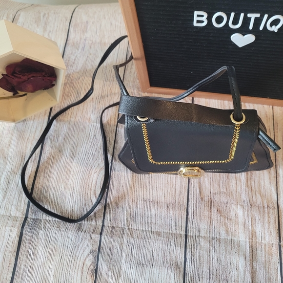 Black Mini Push Lock Polygon Shaped Satchel Bag✨️ - Picture 8 of 12